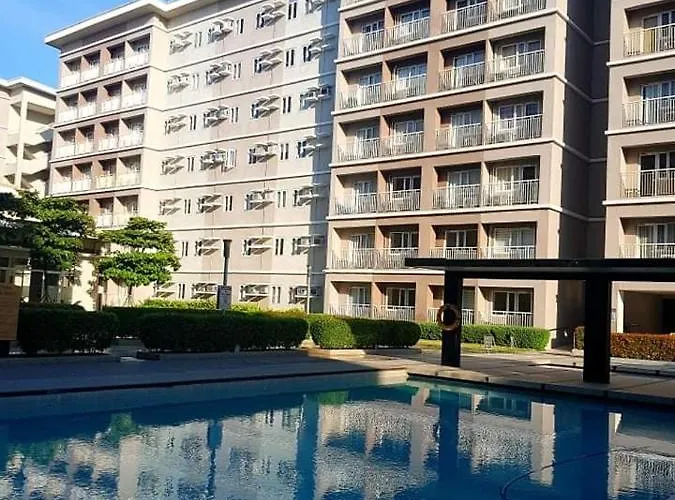 Yhangkamin22 Staycation Hotel Manila
